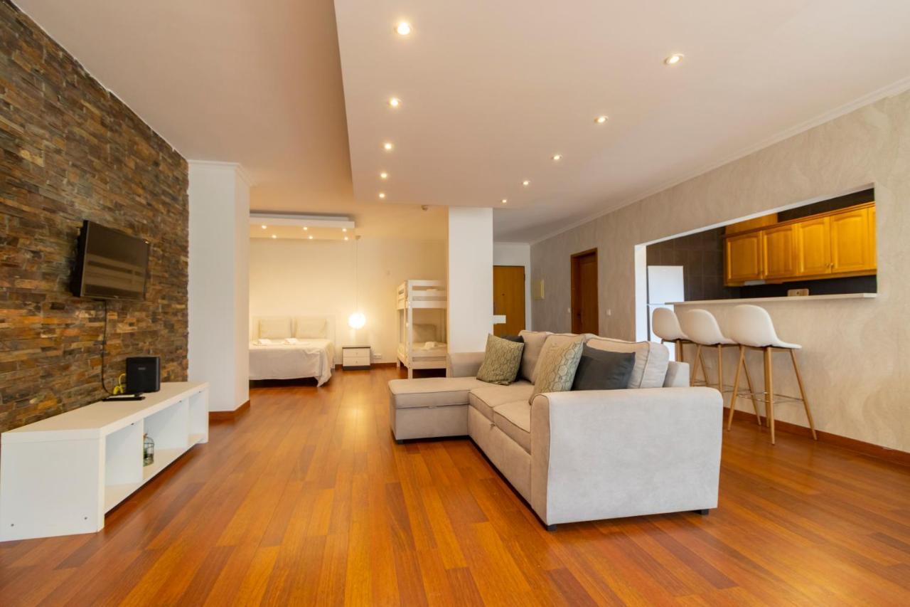 Spaceful In Apartamento
